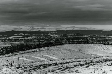 Karpatlar'ın kış manzarası