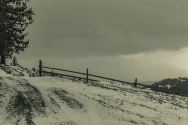 Karlı güzel kış manzarası