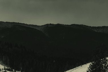 Dağların güzel manzarası