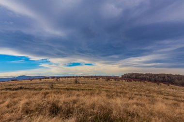 Sonbaharda Karpatlar 'ın güzel manzarası