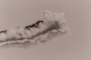 siyah arka planda duman