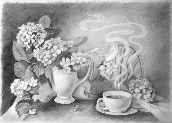 Dessin au crayon de la nature morte tasse de café chaud et fleur dans un vase sur la table dans un café — Photo