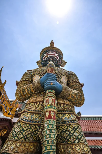 Gigante, El Gran Palacio, Wat Phra Kaew, Bangkok, Tailandia —  Fotos de Stock
