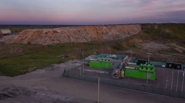 Uitzicht op de stortplaats van de stad en de gasfabriek Rechtenvrije Stockafbeeldingen