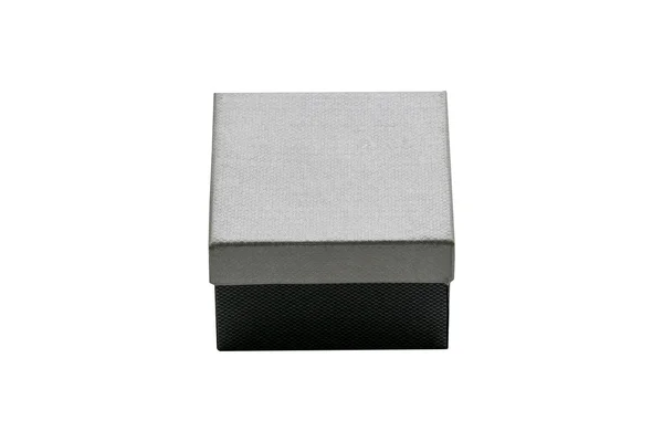 Caja de regalo moderna aislada sobre fondo blanco con ruta de recorte — Foto de Stock