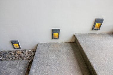 yıkanmış çakıl merdiven Led ampuller ışık ile süsleyin