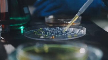 Arka plan için mikroskop ile Bilim tıbbi laboratuvar ekipmanları