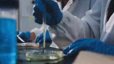 Arka plan için mikroskop ile Bilim tıbbi laboratuvar ekipmanları