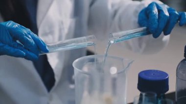 Arka plan için mikroskop ile Bilim tıbbi laboratuvar ekipmanları