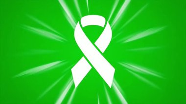 Beyaz farkındalık kurdelesinin canlı yeşil bir arka planda hafif radyal ışınlar ve pürüzsüz hareketle döngüsü