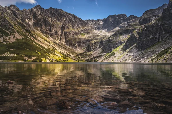 Λίμνη βουνό του High Tatras. Πολωνία — Φωτογραφία Αρχείου