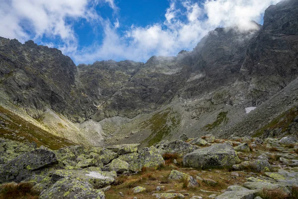 Nuvens Sobre Picos Alto Tatras — Fotografia de Stock