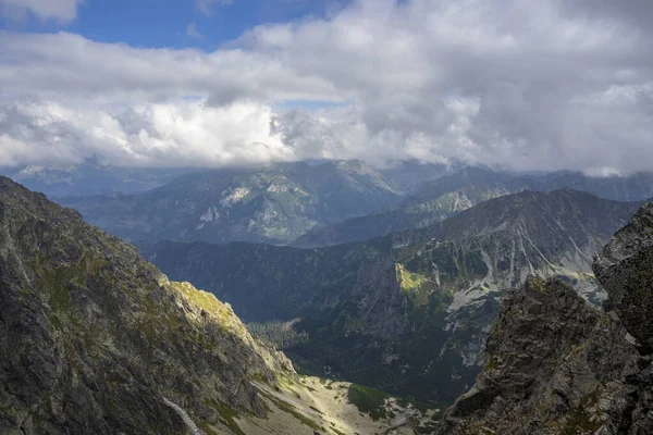 Nuvens Sobre Picos Alto Tatras — Fotografia de Stock