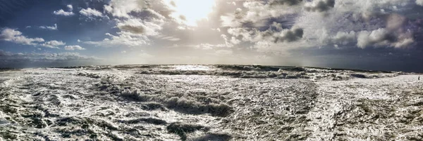 Dramatic Sky Prohibitive Weather Panorama Rough Sea Many Foam Strong — Stock Photo, Image