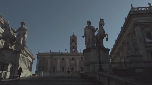 Pan Left Beautiful Cordonata Staircase Designed Michelangelo Lead Campidoglio Square — стоковое видео