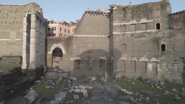 Panning Uitzicht Oude Ruïnes Van Imperial Forum Rome Met Prachtige — Stockvideo