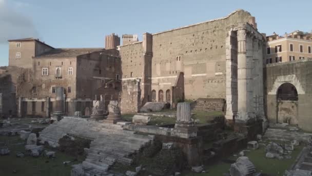 Panning View Ancient Ruins Imperial Rome Wonderful Remains Roman Forum — Stock Video