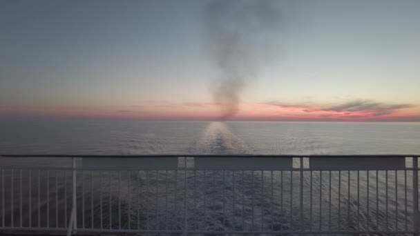 Observando Salida Del Sol Sobre Puente Crucero Fantástico Cielo Color — Vídeos de Stock
