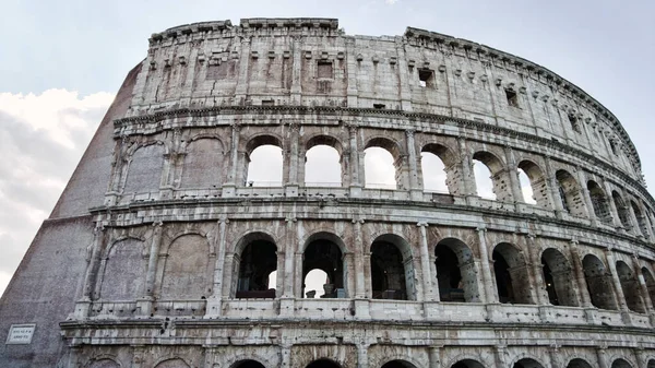 Prachtige Romeinse Architectonische Kenmerken Colosseum Gevel Oude Grootste Romeinse Amfitheater — Stockfoto