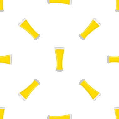 Doğal içecek için cam bardakta büyük renkli limonata teması. Mutfak aksesuarlarından oluşan limonata deseni, organik yiyecekler için cam bardak. Cam bardaktan taze limonata..