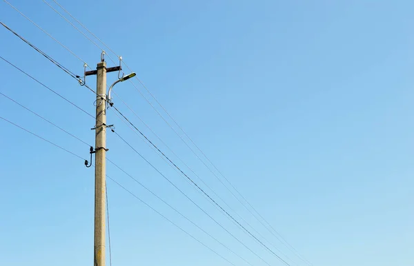 Pólo Elétrico Energia Com Fio Linha Fundo Colorido Fechar Fotografia — Fotografia de Stock