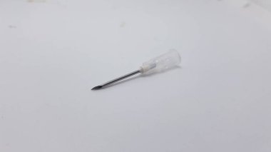 Plastik saplı tornavida.