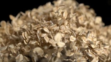 Karmaşık yüzey şekilleri ve dinamik yayılma hareketlerini gösteren çok yavaş çekim detaylı makro fotoğraf