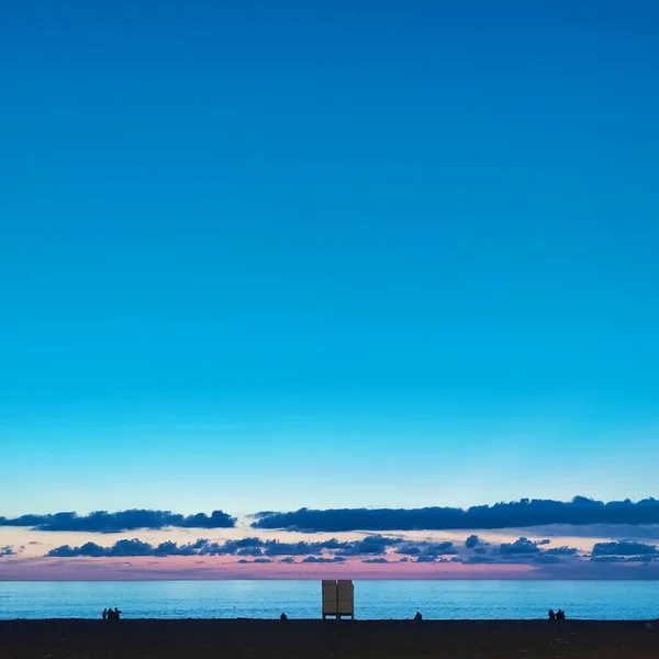 Красивый Вид Море Голубым Закатом Неба — стоковое фото