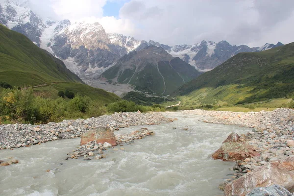 Kafkas Dağları Gürcistan Dağları Svaneti Dağları Nguri Nehri — Stok fotoğraf
