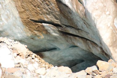 Soyut şablon, donmuş buzul dokusu, buzdağı yüzeyi, kirli buz arkaplanı. 