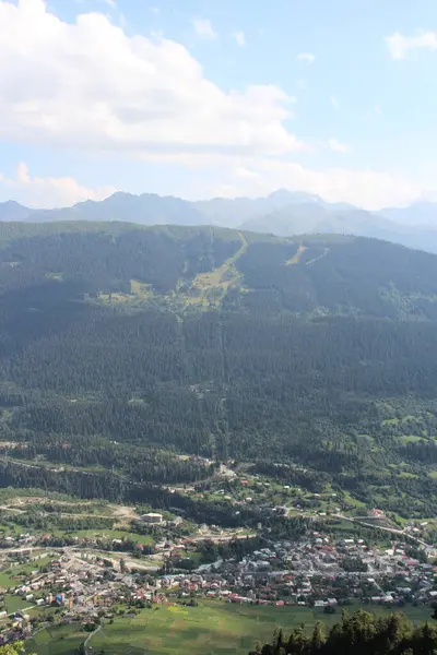 Mestia köyü Kafkasya Dağları, Gürcistan dağları, Svaneti dağları 