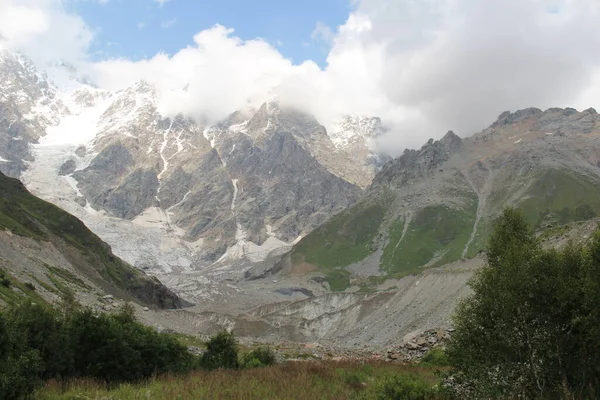 Gürcistan Kayalık Dağları Svaneti Dağları — Stok fotoğraf