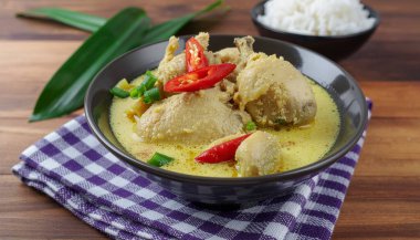 Opor Ayam Endonezya Festive Chicken Dish