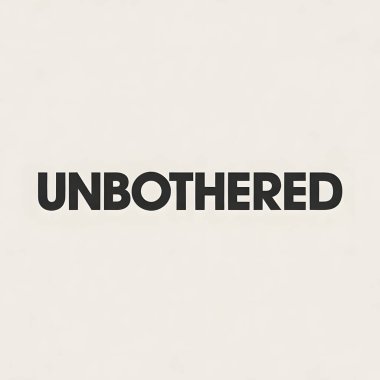 Tarafsız bir arkaplanda koyu siyah tipografide 