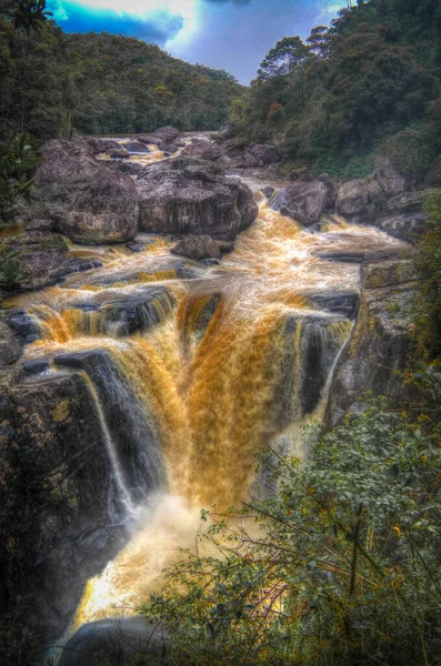 Andriamamovoka Faller Floden Namorona Regionen Vatovavy Fitovinany Nära Ranomafana Nationalpark — Stockfoto