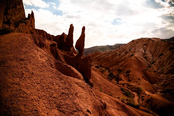 Panorama de Skazka aka Canyon de conto de fadas, Issyk-Kul, Quirguistão — Fotografia de Stock