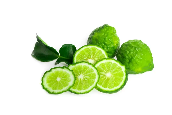 Closeup bergamot slice op witte achtergrond, selectieve aandacht — Stockfoto