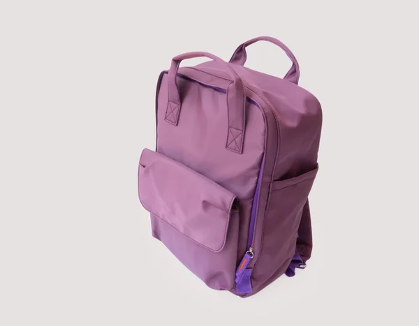 Фіолетова Валіза Ізольованим Сірому Фоні — стокове фото