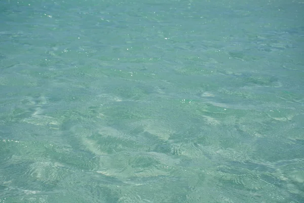 Blauw Zeewater Rimpelt Achtergrond Golven Schittering Strand Van Elafonisi Kreta — Stockfoto