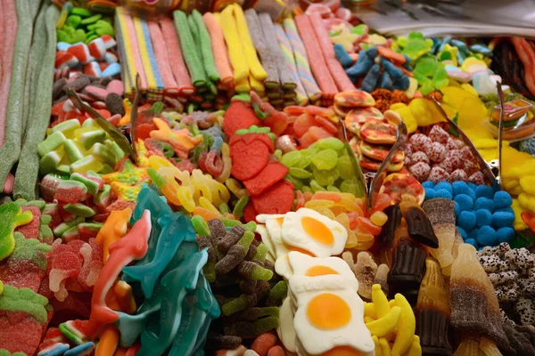 Deliciosos Dulces Multicolores Mostrador Del Mercado Fondo Caramelo —  Fotos de Stock