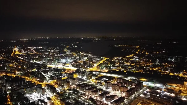 Başkent Jarvenpaa 'nın gece manzarası