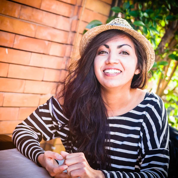 Sonriente adolescente — Foto de Stock