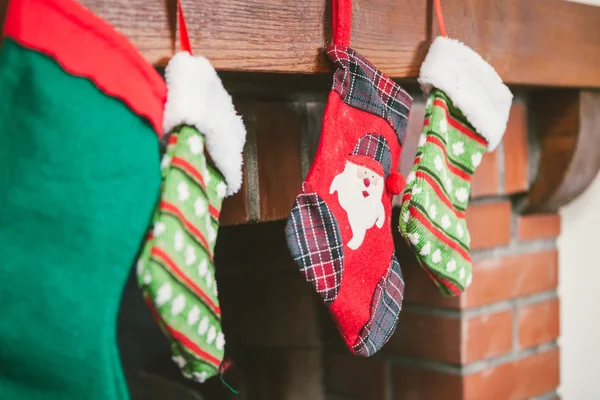 丝袜的圣诞壁炉 — 图库照片