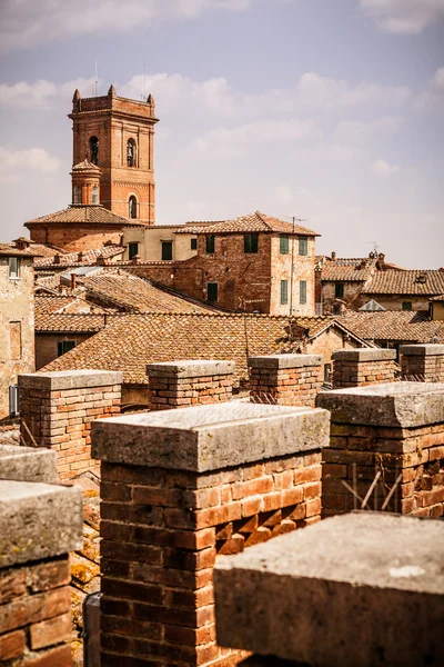 Oude Italiaanse stad Siena Cityscape — Stockfoto