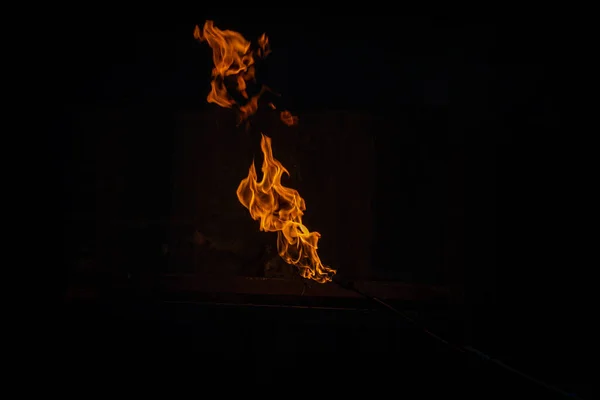 Ohnivé Plameny Dokonalé Ohnivé Částice Ohnivé Plameny Černém Pozadí — Stock fotografie