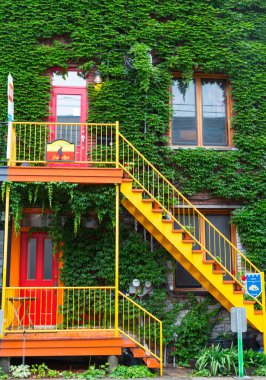 Satır renkli Quebec City evleri