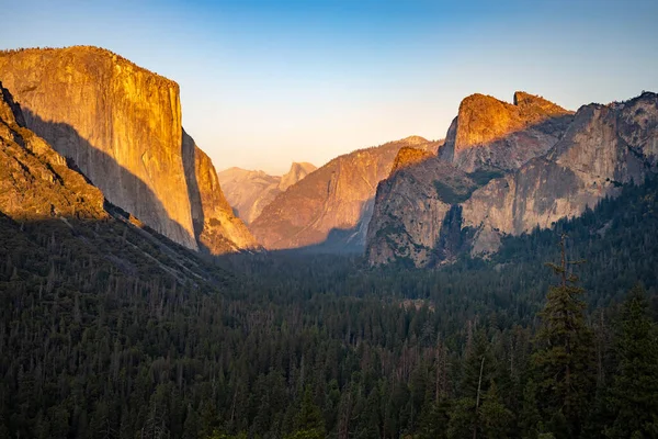 Tunnel View Sunset Capitan Yosemite Falls Yosemite National Park California — Stock fotografie