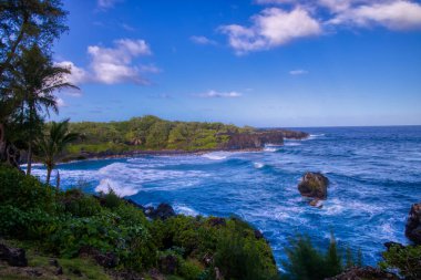 Hawaii, sahil, okyanus, gün doğumu, gün batımı, şelaleler, dağlar, volkanlar, dalgalar, lav kayaları, Hana yolu, ay doğumu, obervatory, palmiye ağaçları