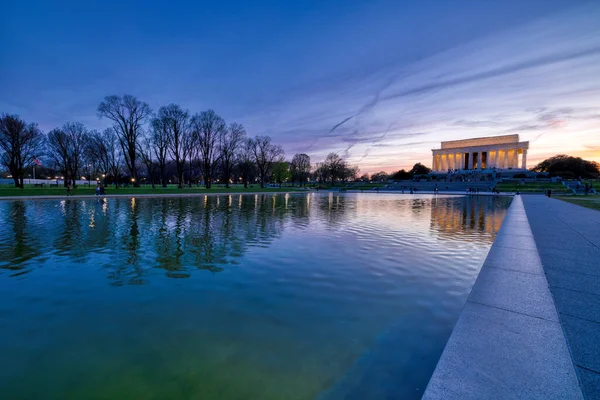 Mall Area Lincoln Memorial Wwii Memorial Sunset Cherry Blossoms Washington — Stock fotografie