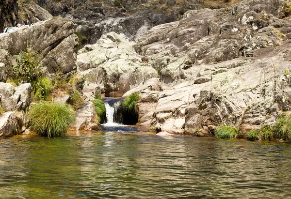 Природне Плавання Національному Парку Суахо Пенеда Ґерес Португалія — стокове фото